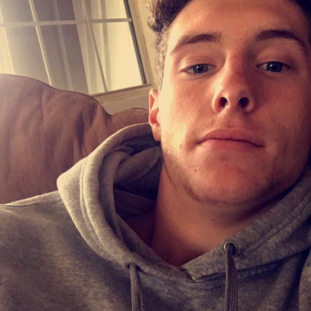 Meet your Posher, Zachry